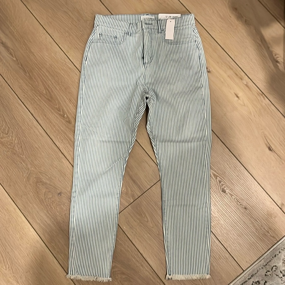 LOFT High Waist Skinny Crop NWT